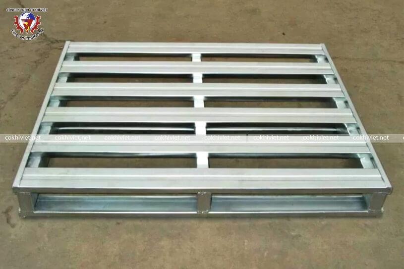 Pallet sắt mạ kẽm nhúng nóng là gì?
